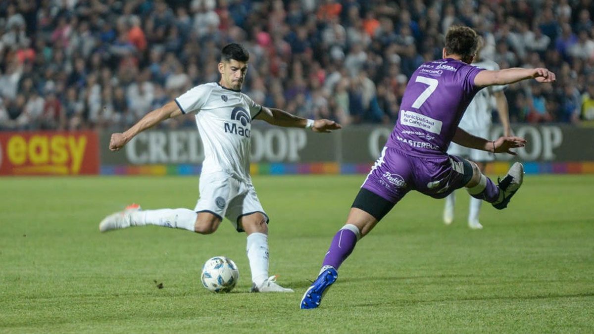 Luciano Abecasis es un jugador muy importante en la defensa de Independiente Rivadavia. Luciano Abecasis es un jugador muy importante en la defensa de Independiente Rivadavia.