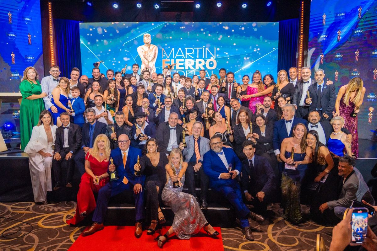 Todos los ganadores del Martín Fierro Federal 2025, entre los que se destacaron periodistas de Diario UNO. Todos los ganadores del Martín Fierro Federal 2025, entre los que se destacaron periodistas de Diario UNO.