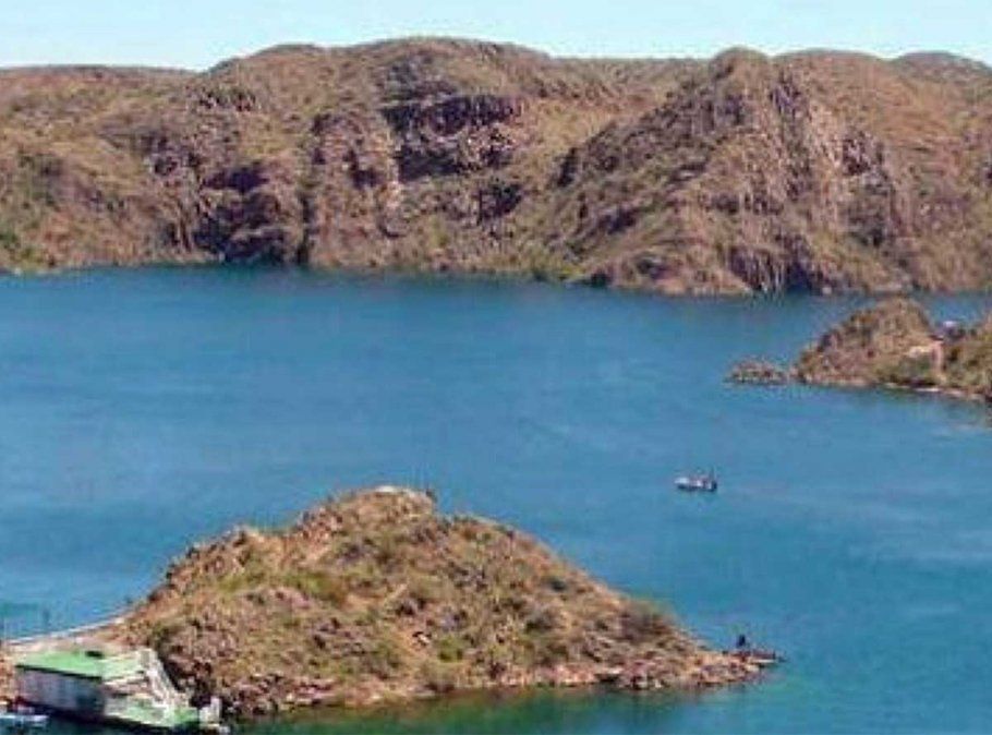 El niño de 8 años fue encontrado ahogado en aguas del dique Los Reyunos