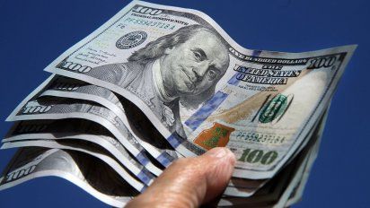 El dólar blue volvió a bajar.
