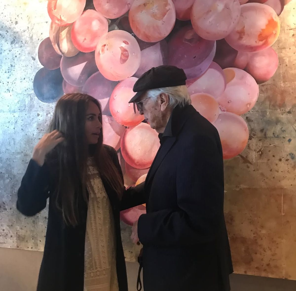 Florencia Aise Di Paola ha tenido varios encuentros artísticos con Julio Le Parc en los últimos años. Florencia Aise Di Paola ha tenido varios encuentros artísticos con Julio Le Parc en los últimos años.