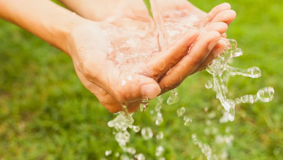 Se solicita a las personas usuarias realizar las reservas de agua a su alcance y cuidar el agua de red disponible. Se solicita a las personas usuarias realizar las reservas de agua a su alcance y cuidar el agua de red disponible.