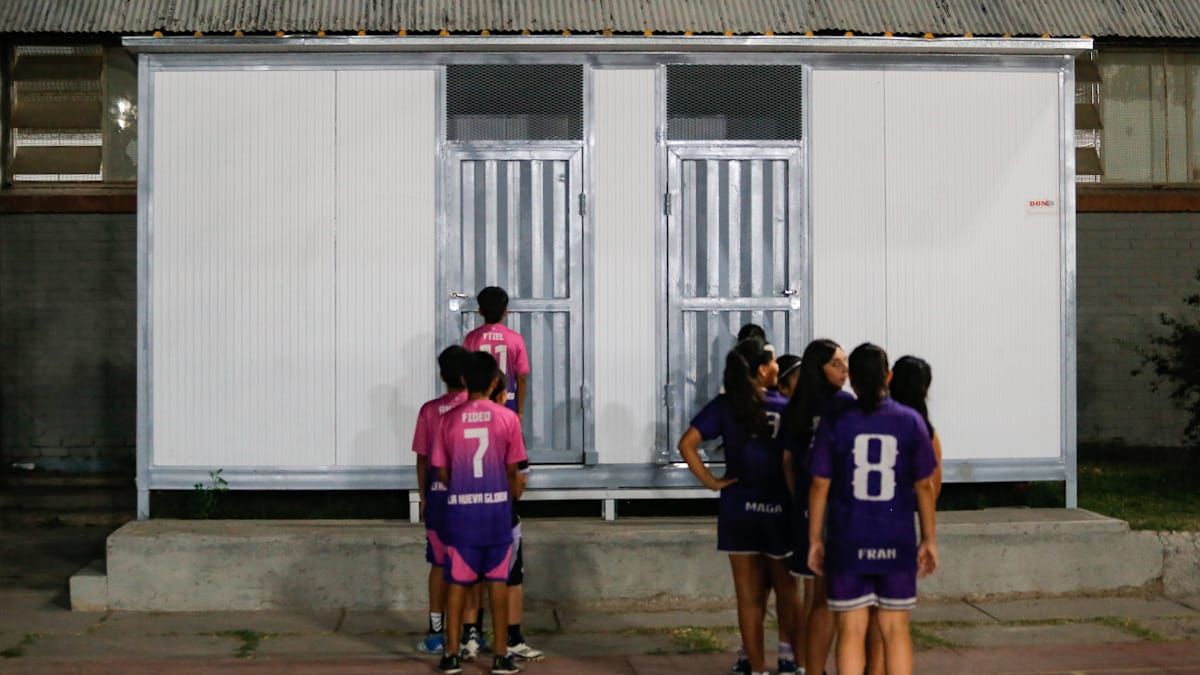 Con una inversión de 19,4 millones de pesos, Fundación Grupo América reafirma el acompañamiento y el fortalecimiento de espacios comunitarios. Con una inversión de 19,4 millones de pesos, Fundación Grupo América reafirma el acompañamiento y el fortalecimiento de espacios comunitarios.