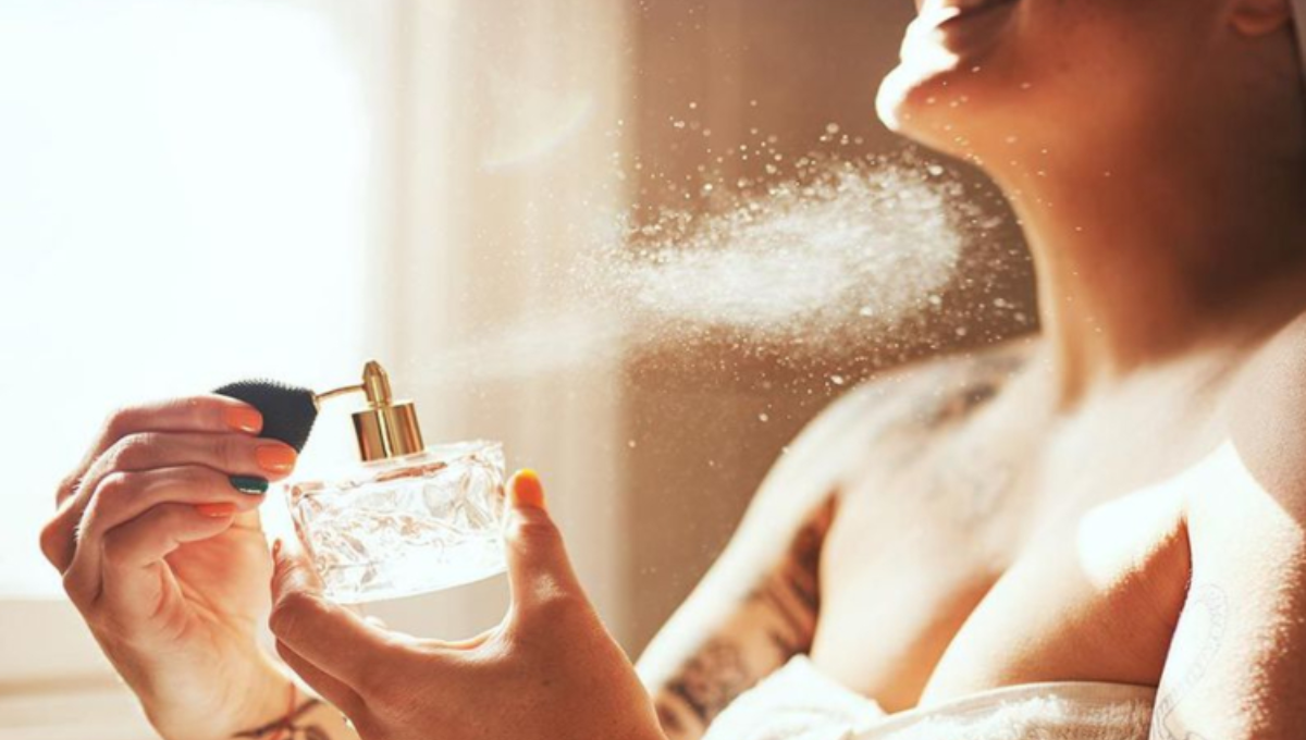 La diferencia entre el perfume y la colonia ¿Cuál conviene usar?