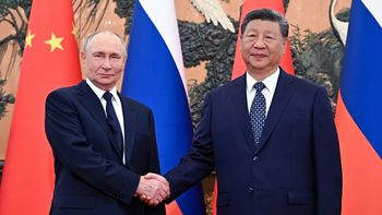 China y Rusia se une en una construcción impenetrable que reduce al estrecho de Ormuz y desafía a Estados Unidos China y Rusia se une en una construcción impenetrable que reduce al estrecho de Ormuz y desafía a Estados Unidos