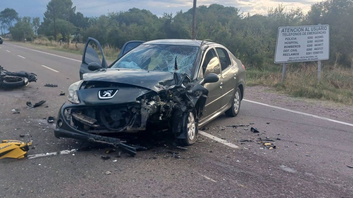 En el Peugeot 207 que participó del accidente de la ruta 143, en San Rafael, iban tres personas oriundas de General Alvear. En el Peugeot 207 que participó del accidente de la ruta 143, en San Rafael, iban tres personas oriundas de General Alvear.