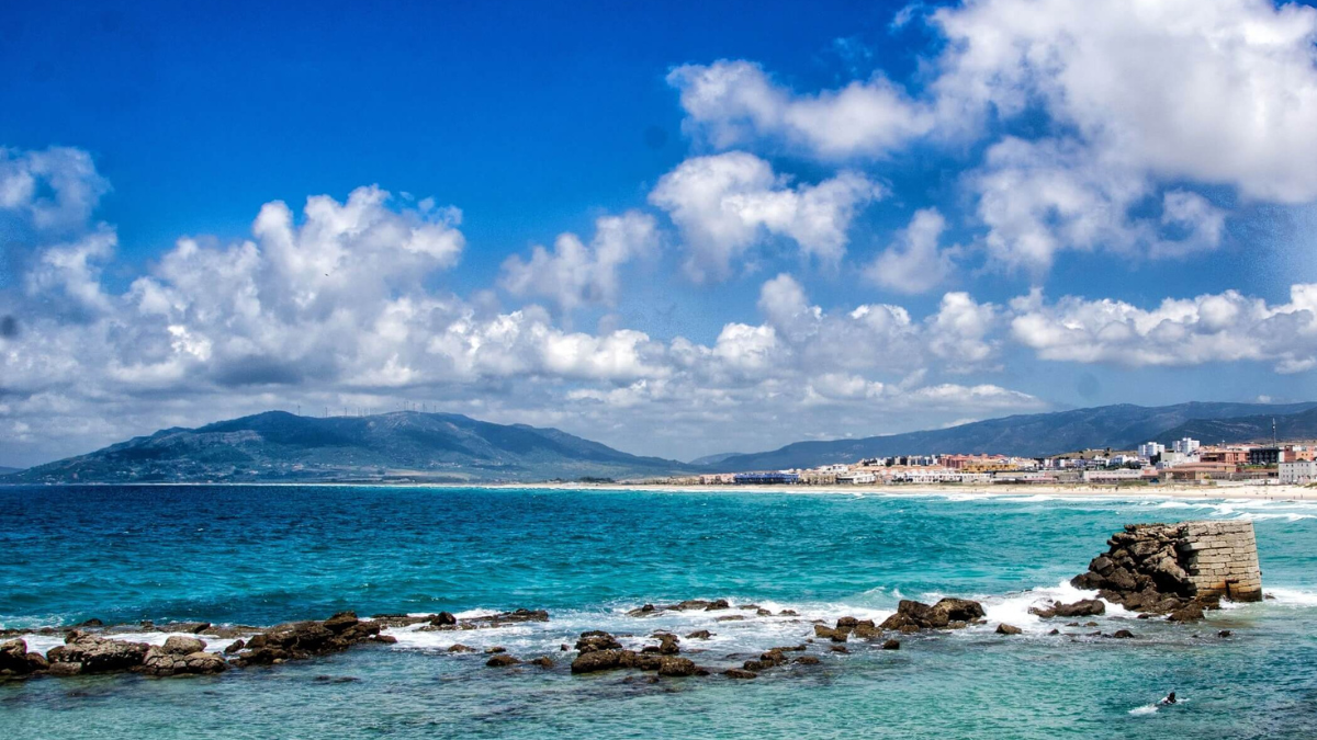 El pueblo más sureño, con los mejores vientos y playas de Europa. 