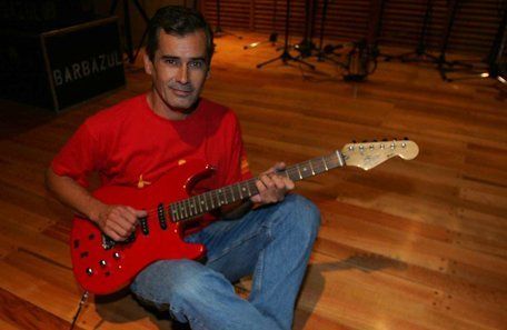 Se suicidó el ex Alcohol Etílico y ex Enanito Verde Sergio Embrioni, un grande de nuestra música