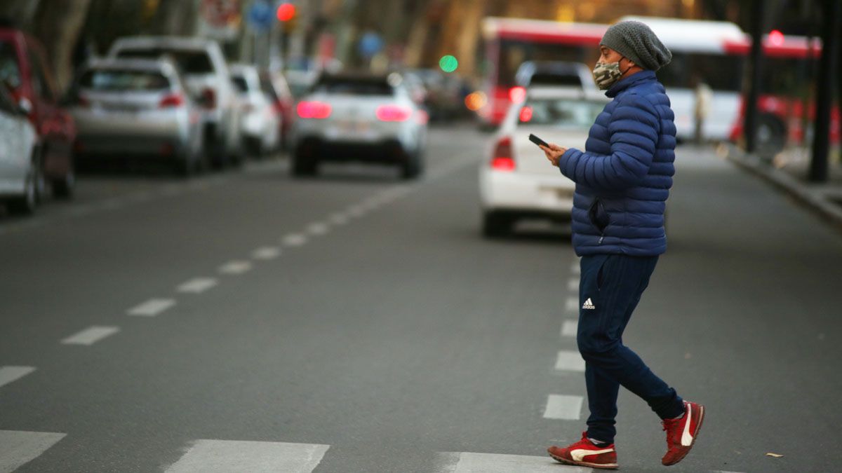 Los casos de Covid en Mendoza siguen con tendencia a la baja.