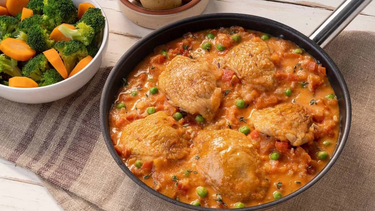 Recetas: cómo hacer pollo a la portuguesa sabrosísimo, con pocos ingredientes y en menos de 40 minutos. Recetas: cómo hacer pollo a la portuguesa sabrosísimo, con pocos ingredientes y en menos de 40 minutos.