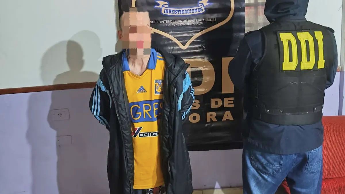 El narcotraficante fue detneido tras filmar a su hijo fumando marihuana. El narcotraficante fue detneido tras filmar a su hijo fumando marihuana.