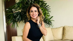 Marina Calabró confirma que es la reina de las transparencias de red ultra ceñidas