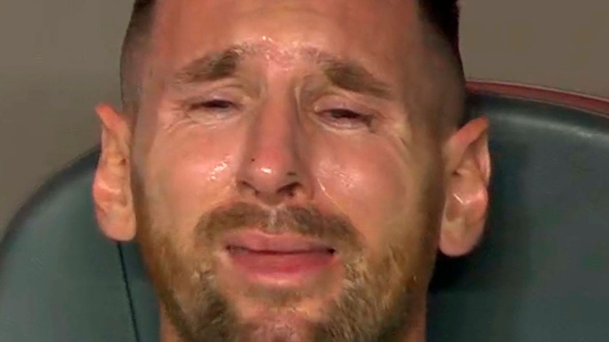 Lionel Mess,i desconsolado tras salir por lesión.&nbsp;