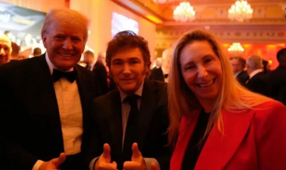 Donald Trump con Javier y Karina Milei. Volverán a encontrarse.