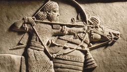 Los acadios&nbsp;fueron un pueblo semita que habitó la Mesopotamia y fundó el primer gran imperio de la región, el Imperio Acadio,