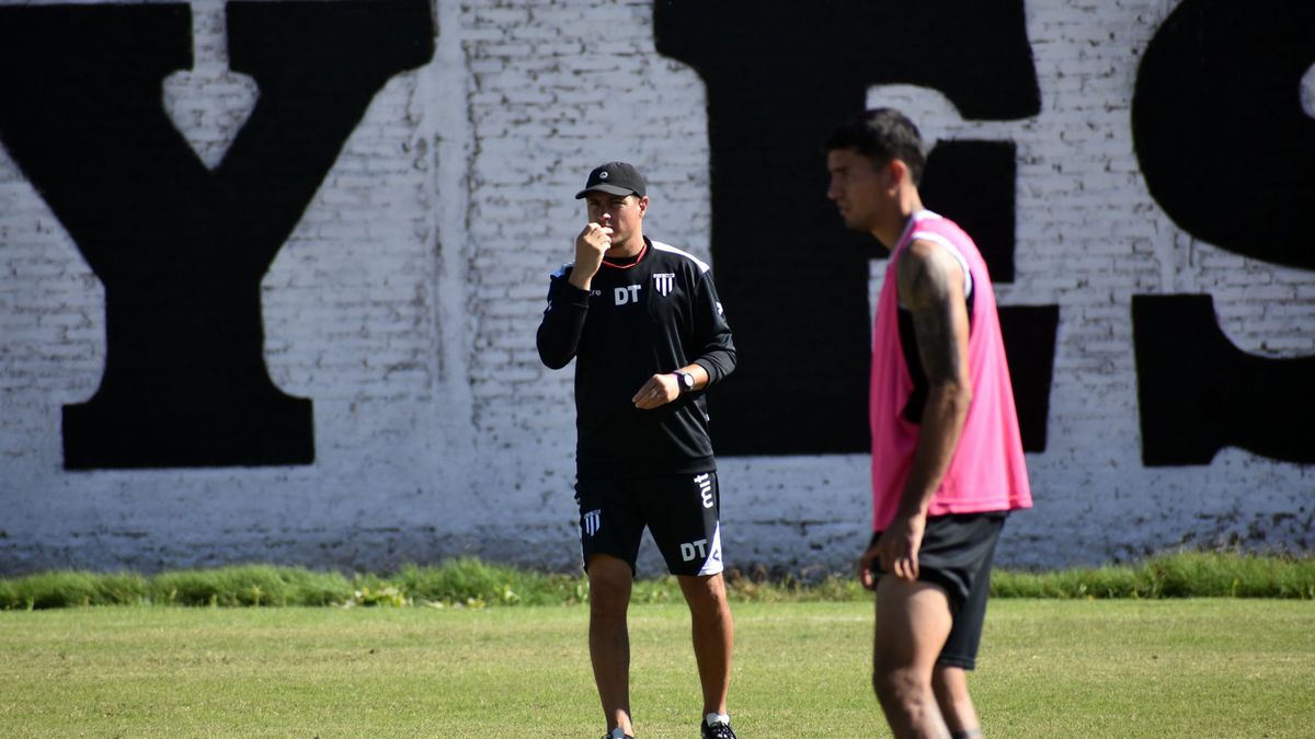 Ezequiel Medrán dirige a Gimnasia y Esgrima