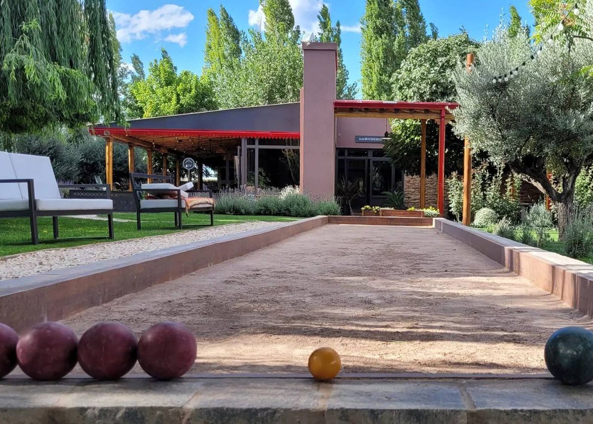 Los Bocheros, otro de los restó en Mendoza incluidos en el catálogo internacional de Michelin 2025. Los Bocheros, otro de los restó en Mendoza incluidos en el catálogo internacional de Michelin 2025.