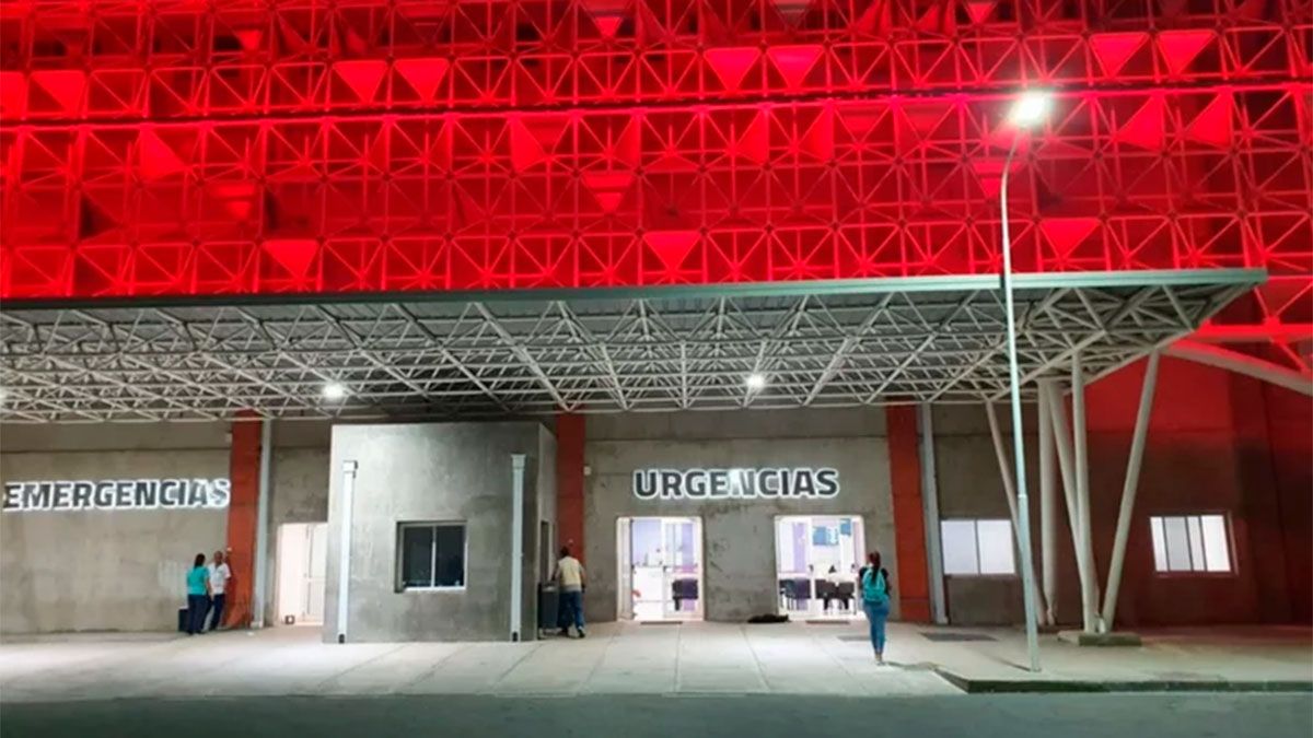 La joven está internada en el Hospital