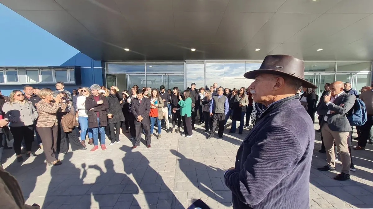 José Valerio con el personal del Polo Judicial tras el intento de asesinato de la fiscal Claudia Ríos. José Valerio con el personal del Polo Judicial tras el intento de asesinato de la fiscal Claudia Ríos.