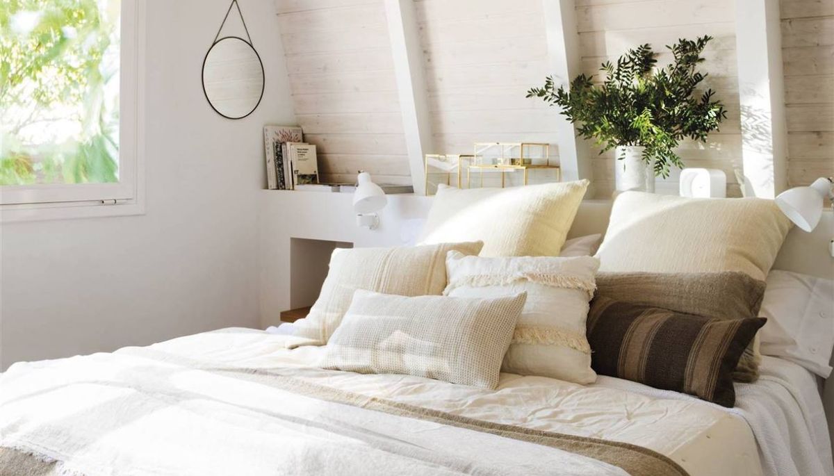 Las sábanas y almohadas pueden ser un detalle importante para mejorar el estilo de tu habitación. Las sábanas y almohadas pueden ser un detalle importante para mejorar el estilo de tu habitación.