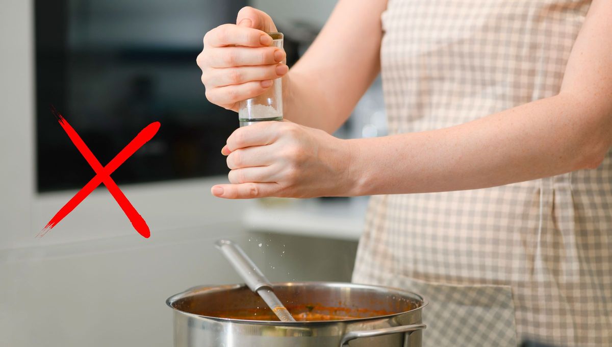 Una vez sobrepasada la fecha de consumo preferente las especias empezarán a perder cualidades y a deteriorarse en cuanto a sabor y aroma. Fuente Canva Una vez sobrepasada la fecha de consumo preferente las especias empezarán a perder cualidades y a deteriorarse en cuanto a sabor y aroma. Fuente Canva