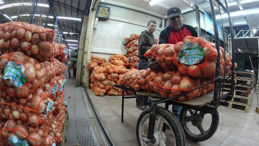 Coronavirus en Mendoza: el precio de la papa trepó a $40 el kilo en la feria de Guaymallén
