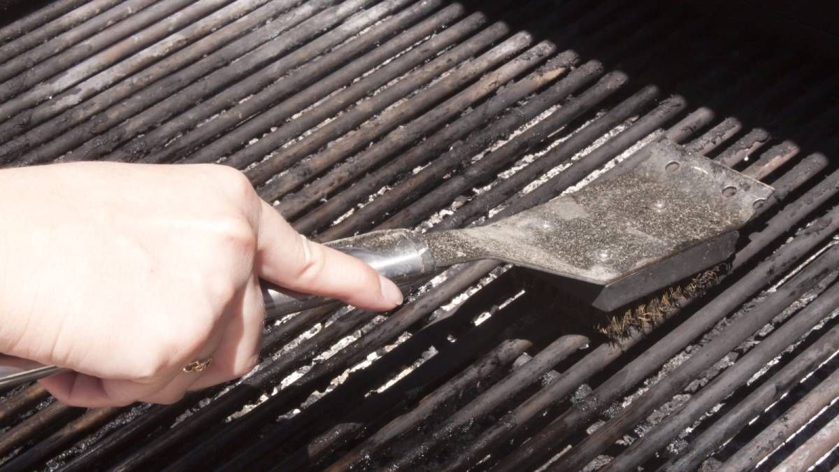 Dile adiós a la grasa y al óxido de la parrilla con este increíble truco de limpieza Dile adiós a la grasa y al óxido de la parrilla con este increíble truco de limpieza