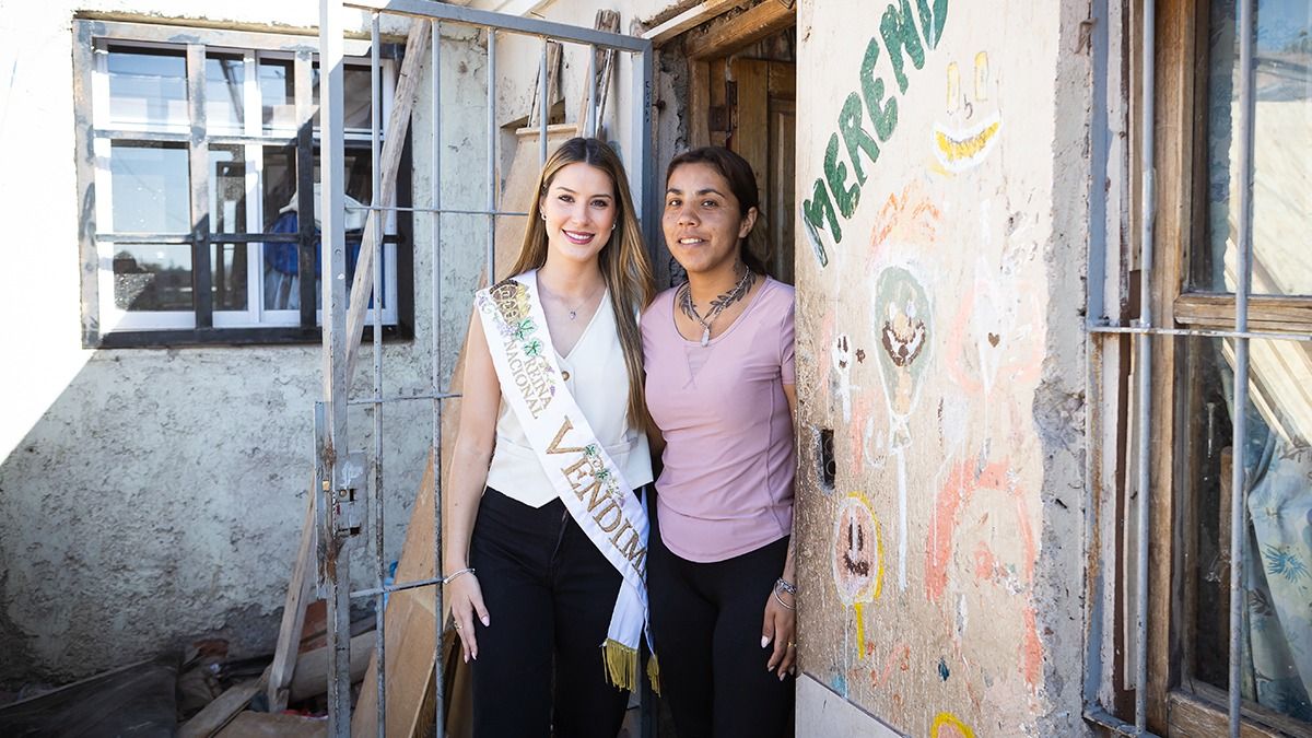 Alejandrina Funes, Reina Nacional de la Vendimia invitó a la comunidad a colaborar con la tarea que se lleva adelante desde el merendero Pimpón. Alejandrina Funes, Reina Nacional de la Vendimia invitó a la comunidad a colaborar con la tarea que se lleva adelante desde el merendero Pimpón.