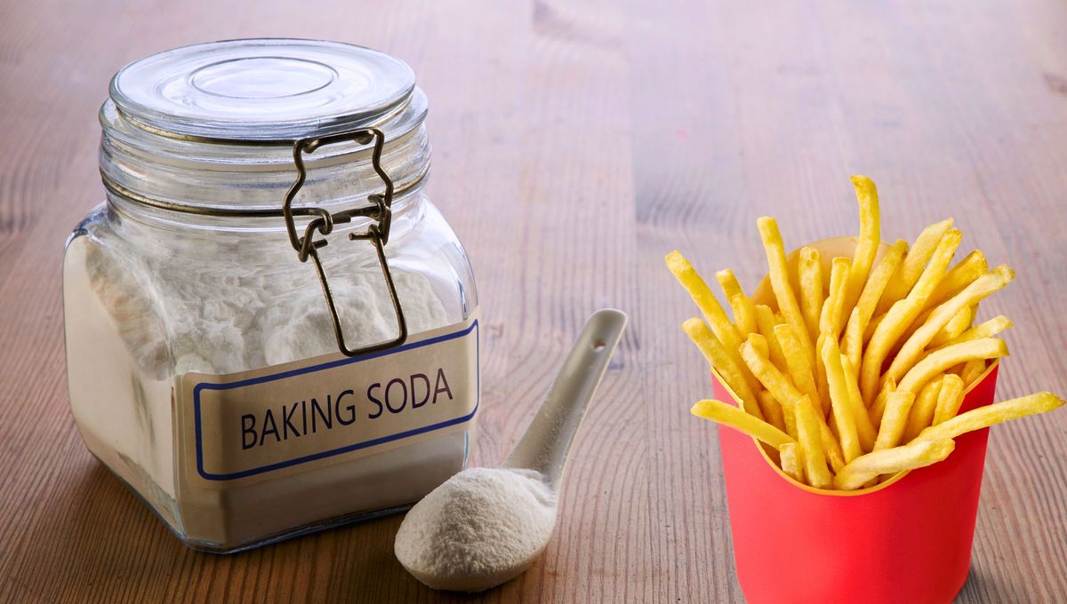 Con tan solo una pizca de bicarbonato y el paso a seguir, lograrás unas papas fritas únicas Con tan solo una pizca de bicarbonato y el paso a seguir, lograrás unas papas fritas únicas