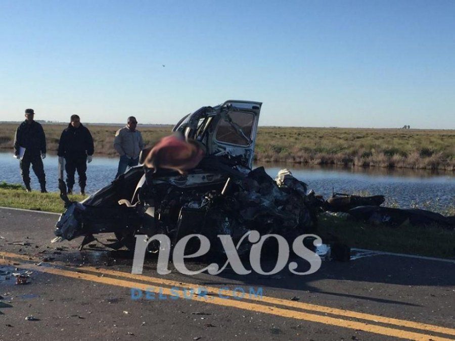 Cinco personas murieron en un accidente en Córdoba