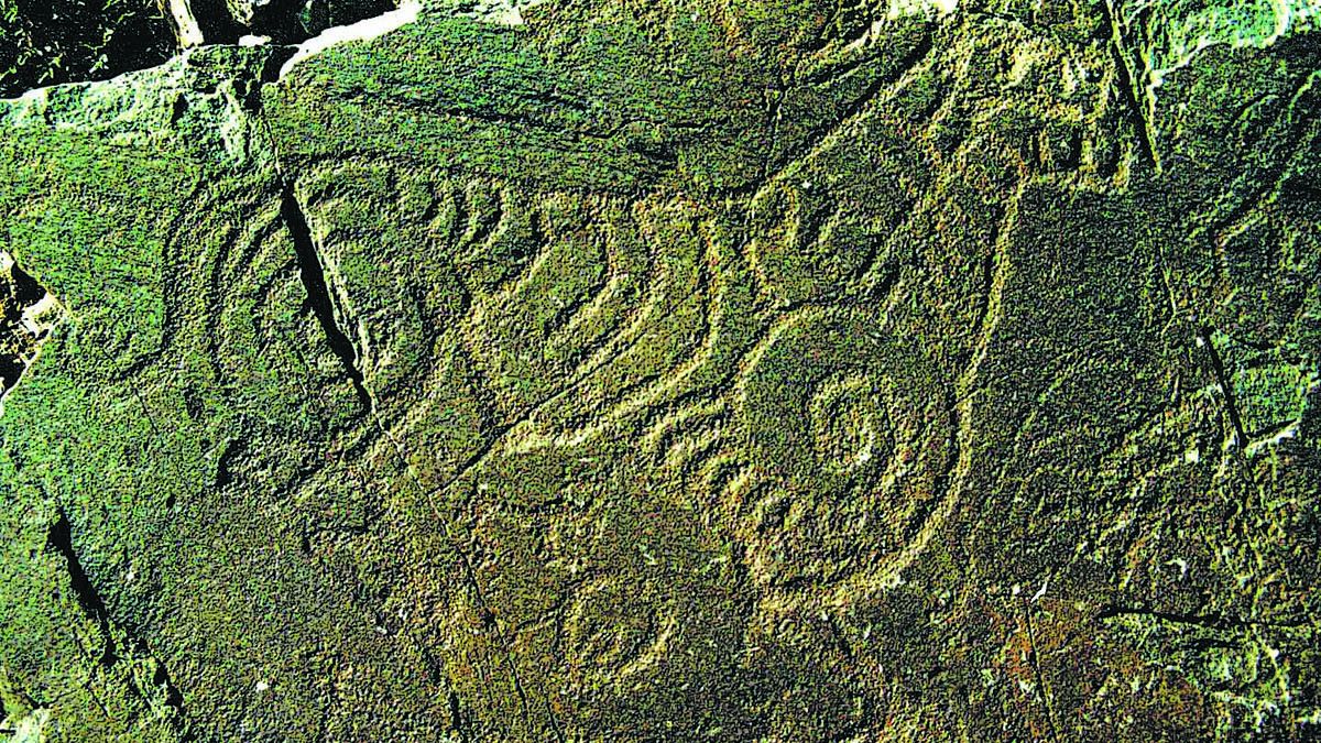 Los grabados rupestres encontrados en las montañas Helan cubren una amplia variedad de temas, como animales, el dios del sol y rostros humanos. PARA USO DE CHINA DAILY