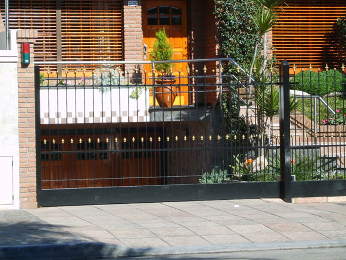 Las rejas pueden llegar a ser olvidadas ante la llegada de una nueva tendencia. Las rejas pueden llegar a ser olvidadas ante la llegada de una nueva tendencia. 