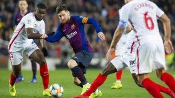 barcelona igualo con el sevilla y se alejo de la punta