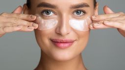 Muchas personas creen que mientras más horas dormimos, menos ojeras tenemos