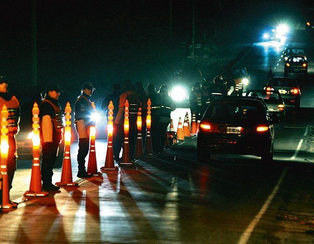Los conductores borrachos y drogados que produzcan accidentes de tránsito deberán pagar los gastos de la atención médica en hospitales públicos.