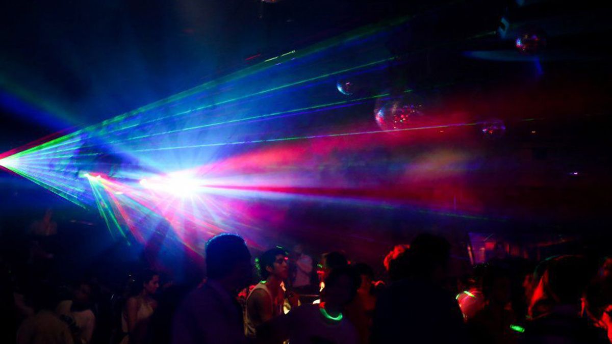 Salones de fiesta y boliches fueron habilitados en Mendoza para eventos de hasta 250 personas.&nbsp;