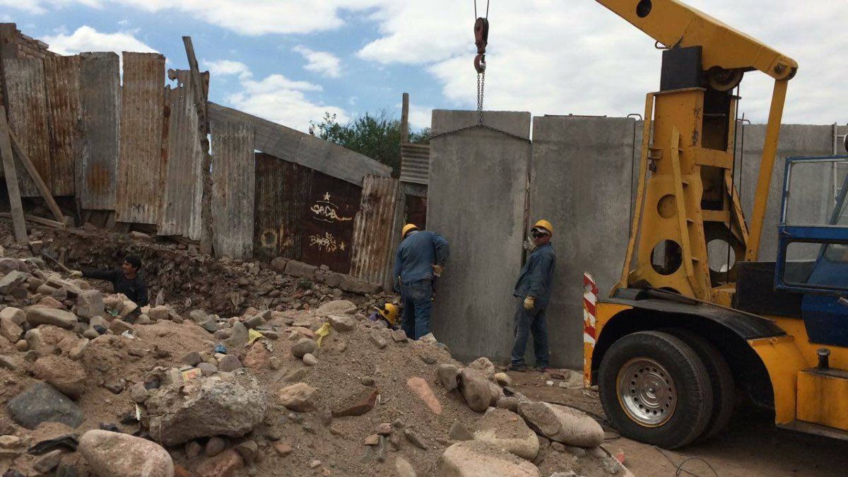 Construyen un espacio deportivo y comunitario en el campo Pappa