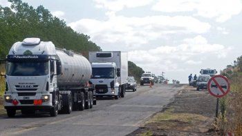 Según Aprocam, el costo del transporte de cargas de Mendoza a Buenos Aires subió 42% en un año Según Aprocam, el costo del transporte de cargas de Mendoza a Buenos Aires subió 42% en un año