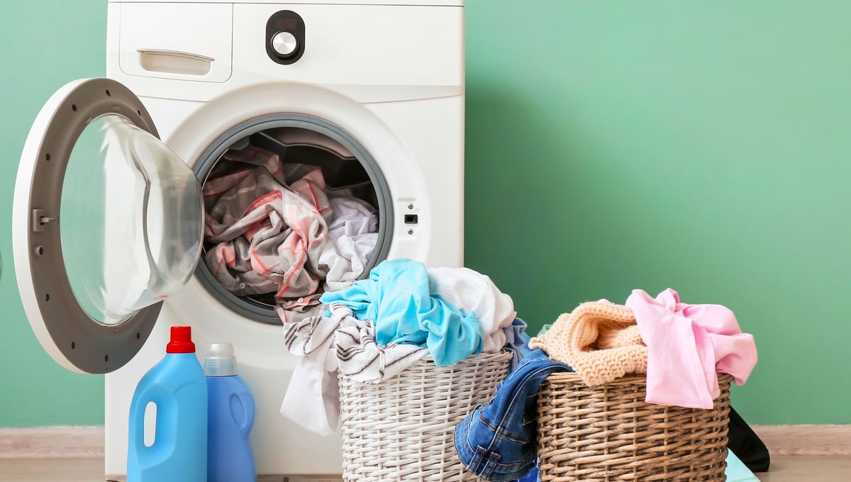 No sobrecargues el lavarropas y deja pasar un tiempo entre lavados para evitar que la máquina se dañe No sobrecargues el lavarropas y deja pasar un tiempo entre lavados para evitar que la máquina se dañe