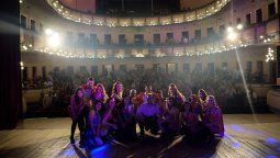 Artistas paranaenses suben a escena para Que siga el humor