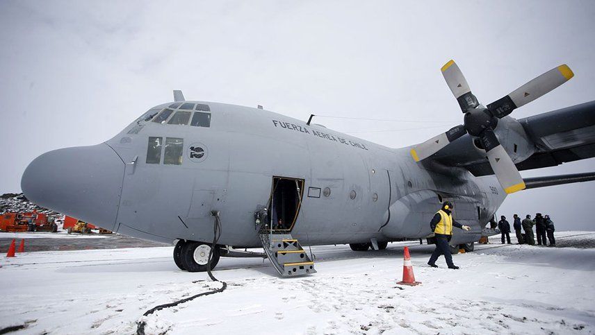 Argentina, Brasil y Uruguay se sumaron a la búsqueda del avión militar chileno
