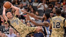 Ginóbili y una buena tarea en la victoria de San Antonio ante Memphis