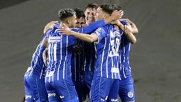 Godoy Cruz y un triunfo ante River que se celebra como un campeonato.