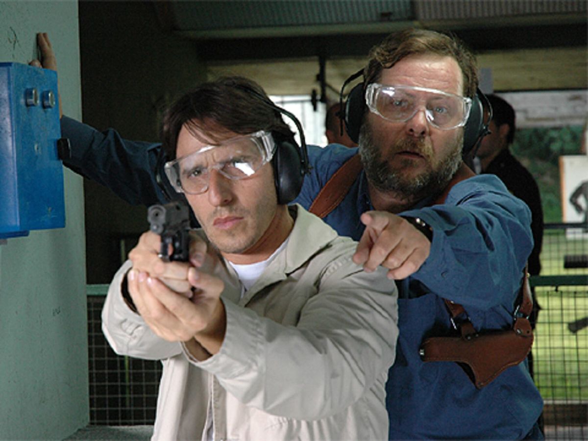 Peretti y Luque en una de las memorables escenas de Tiempo de Valientes. Peretti y Luque en una de las memorables escenas de Tiempo de Valientes.