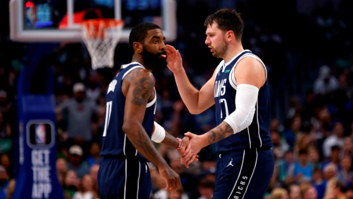 Dallas Mavericks se hizo fuerte en casa y forzó el quinto partido, que se juega el lunes en la casa de los Boston Celtics, que están a un juego del campeonato. Dallas Mavericks se hizo fuerte en casa y forzó el quinto partido, que se juega el lunes en la casa de los Boston Celtics, que están a un juego del campeonato.