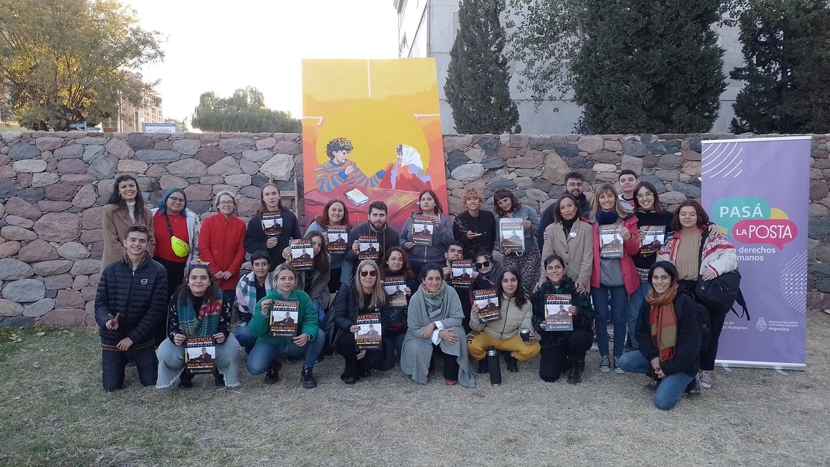 Uno de los tantos reclamos de justicia para que se esclarezca el crimen de Sebastián Moro en Bolivia.