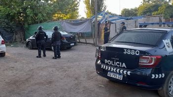 La Policía hizo 12 allanamientos en Las Heras y capturó a 11 sospechosos por robos a choferes La Policía hizo 12 allanamientos en Las Heras y capturó a 11 sospechosos por robos a choferes