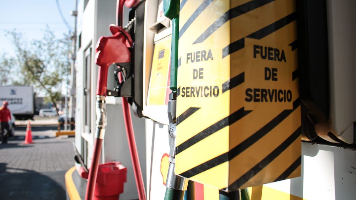 Otra imagen que se repite, en este caso en los surtidores de gasoil: