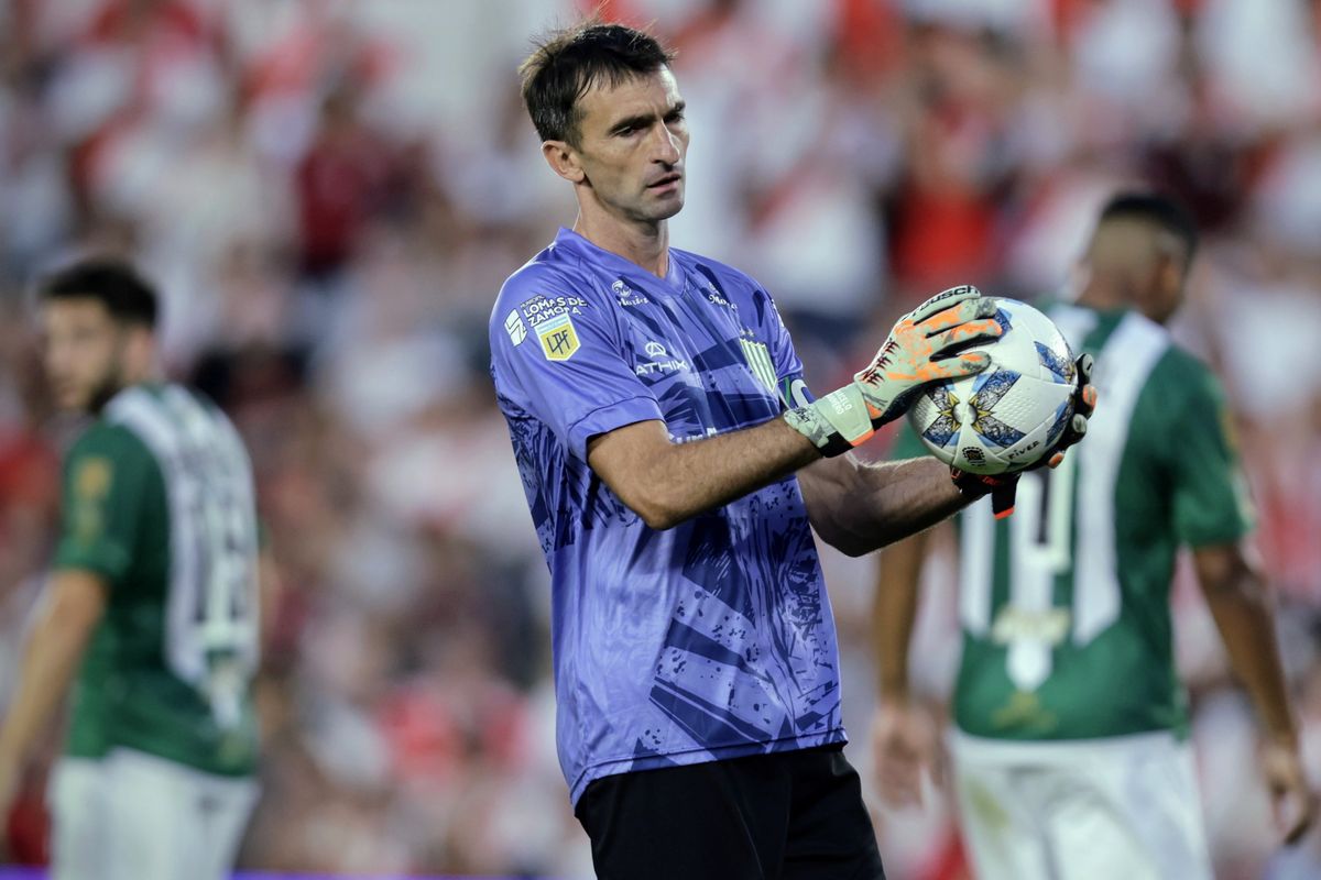 Marcelo Barovero fue la figura en el dia de su cumpleaños 40 Marcelo Barovero fue la figura en el dia de su cumpleaños 40