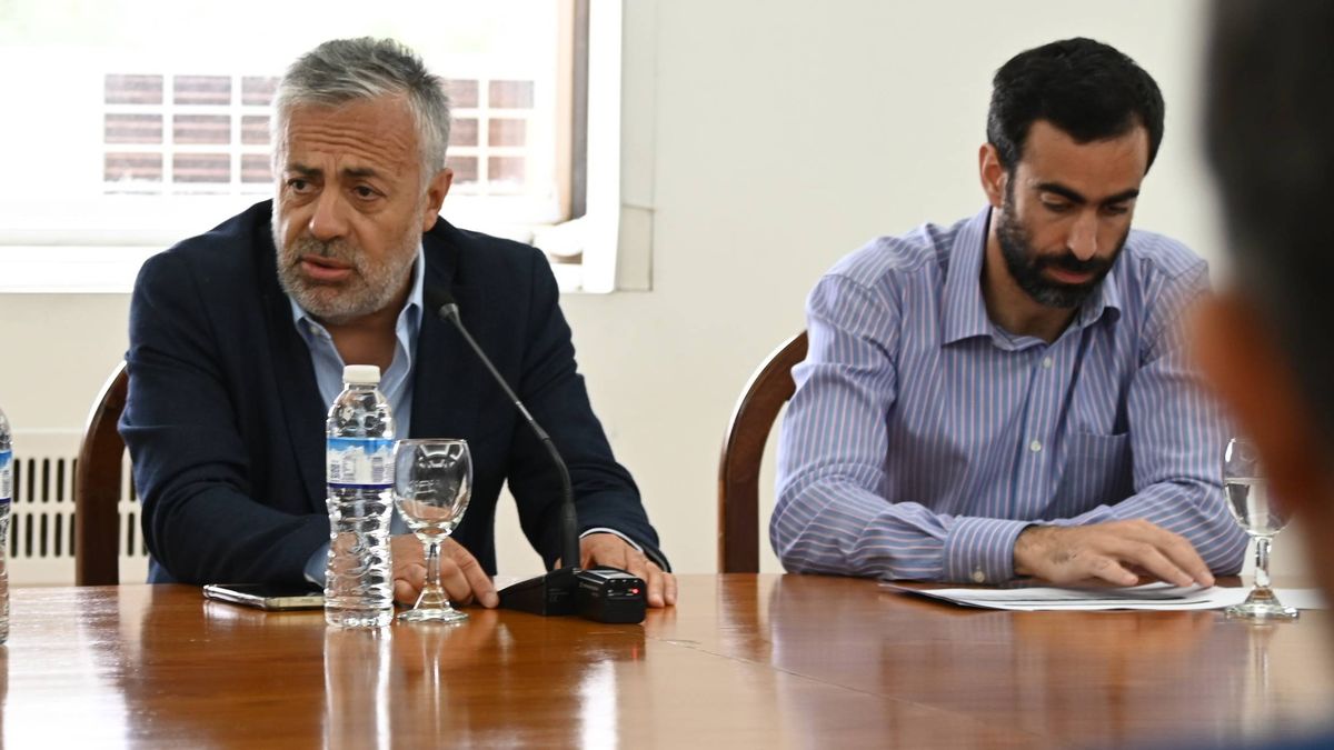 Víctor Fayad aseguró que la caída de la coparticipación del 2024 le generó a Mendoza una merma de $220.000 millones. Víctor Fayad aseguró que la caída de la coparticipación del 2024 le generó a Mendoza una merma de $220.000 millones.